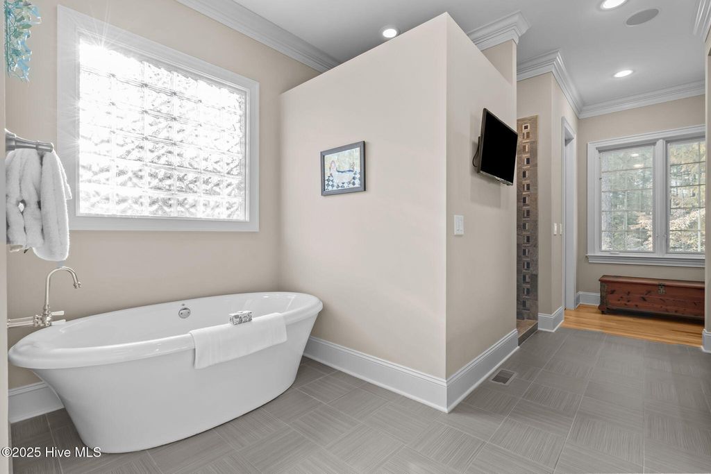 Image 20 of property listing at 11 Whithorn Court, Pinehurst, NC 28374