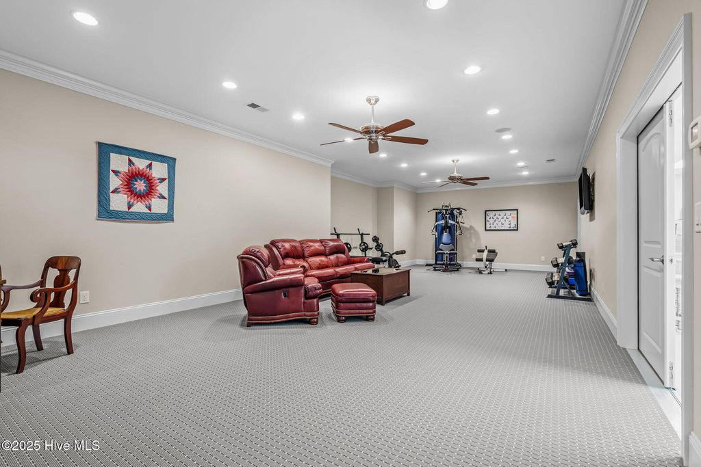 Image 32 of property listing at 11 Whithorn Court, Pinehurst, NC 28374