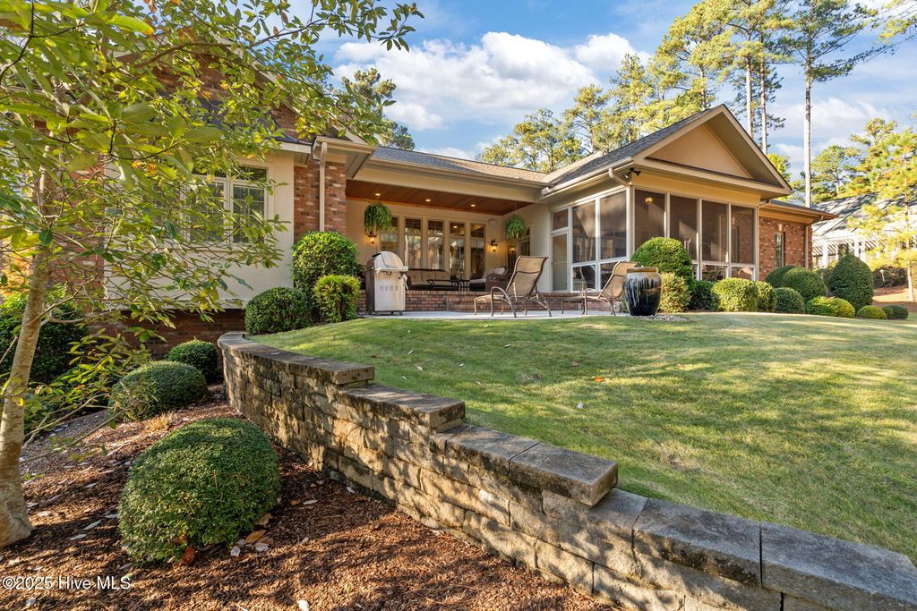 Image 38 of property listing at 11 Whithorn Court, Pinehurst, NC 28374