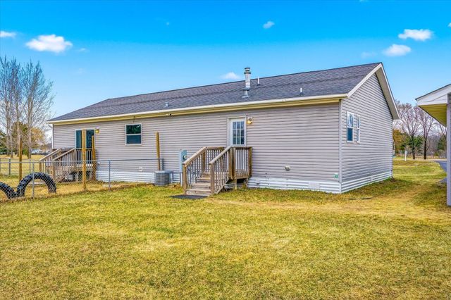 23778 Roanoke Street NW, Saint Francis, MN 55070