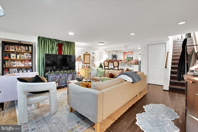 1614 15TH ST NW, Washington, DC 20009