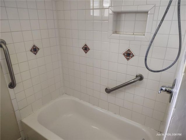 11917 W 91st Terrace, Lenexa, KS 66215