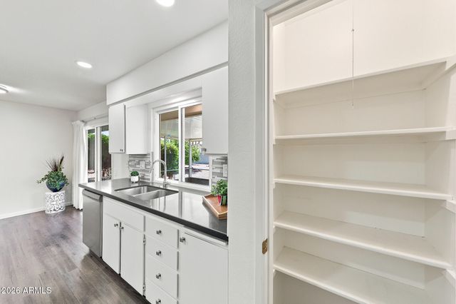 9443 W NEWPORT Drive, Sun City, AZ 85351