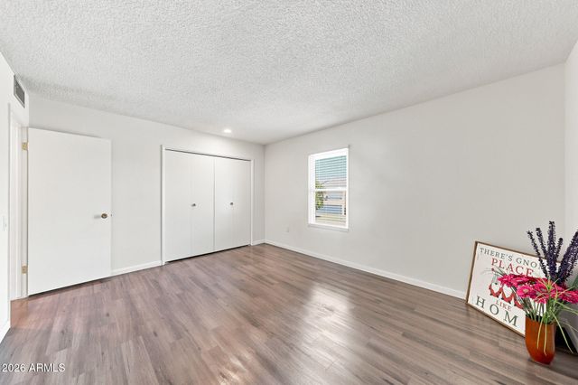 9443 W NEWPORT Drive, Sun City, AZ 85351