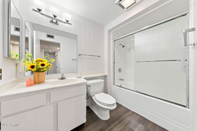 9443 W NEWPORT Drive, Sun City, AZ 85351