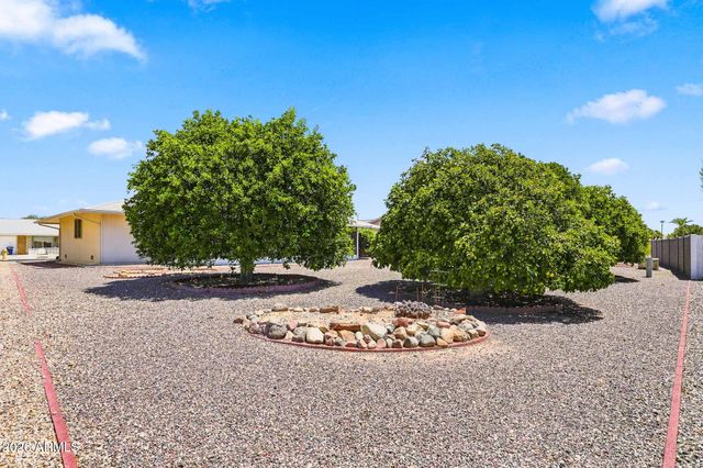 9443 W NEWPORT Drive, Sun City, AZ 85351