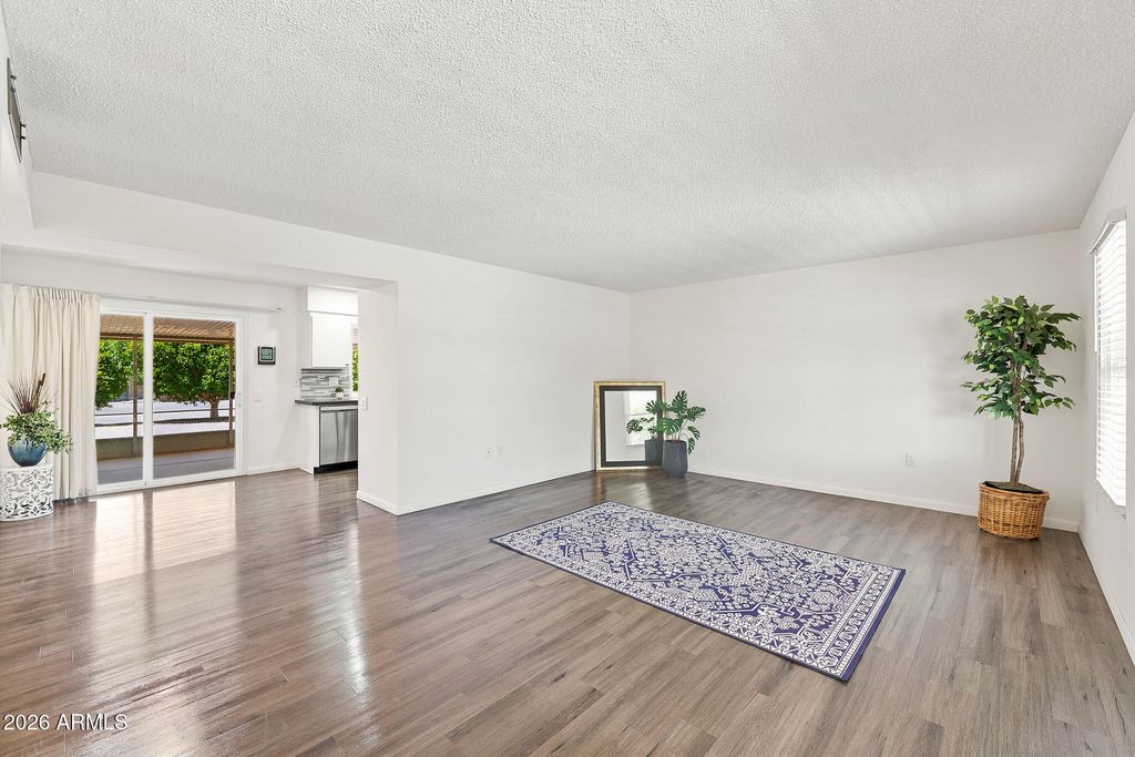 9443 W NEWPORT Drive, Sun City, AZ 85351 — photo 2