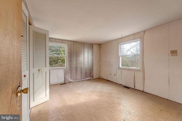 44 ROCKLAND DR, Willingboro, NJ 08046