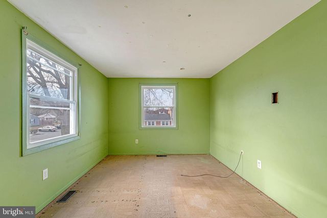 44 ROCKLAND DR, Willingboro, NJ 08046