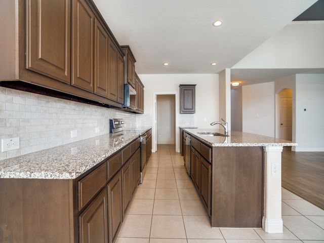 101 Forest Lane, Justin, TX 76247