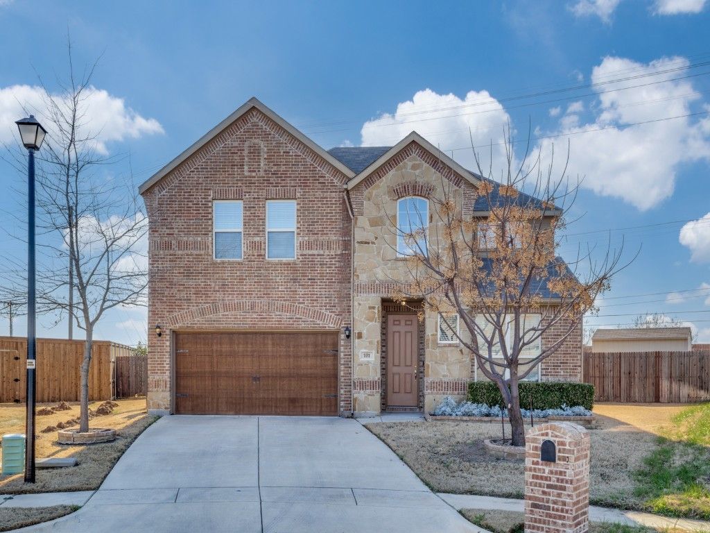 101 Forest Lane, Justin, TX 76247