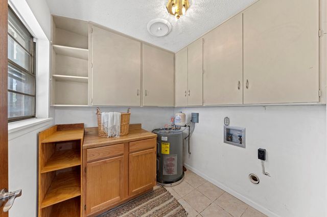 613 Harper Rd, Kerrville, TX 78028