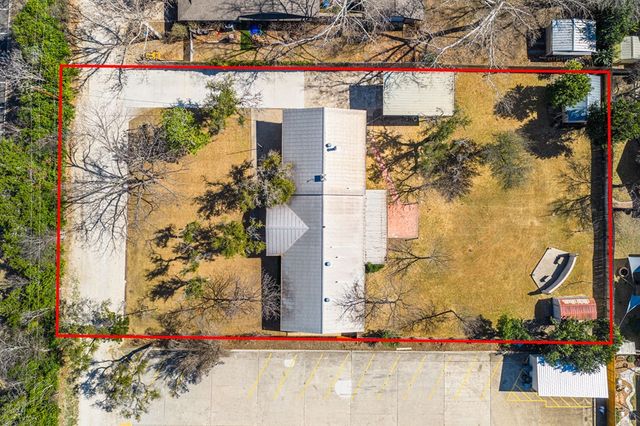 613 Harper Rd, Kerrville, TX 78028