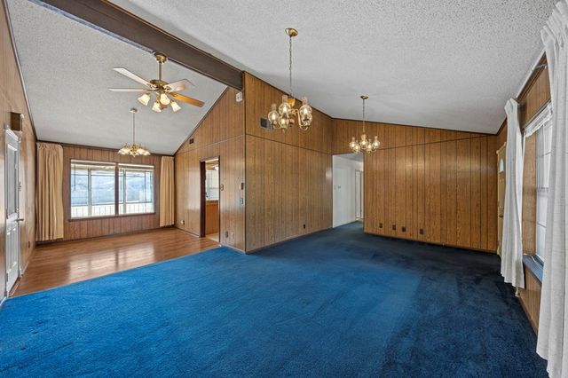 613 Harper Rd, Kerrville, TX 78028