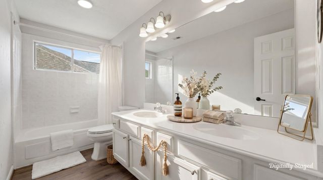 7011 Trimstone Drive, Pasadena, TX 77505