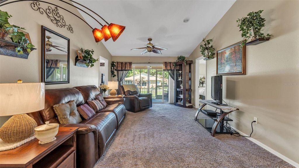 Image 17 of property listing at 2151 SILVER RE DRIVE, Lakeland, FL 33810