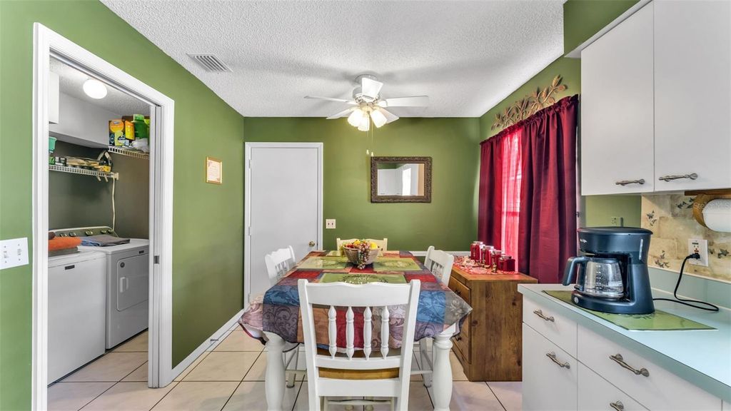 Image 24 of property listing at 2151 SILVER RE DRIVE, Lakeland, FL 33810