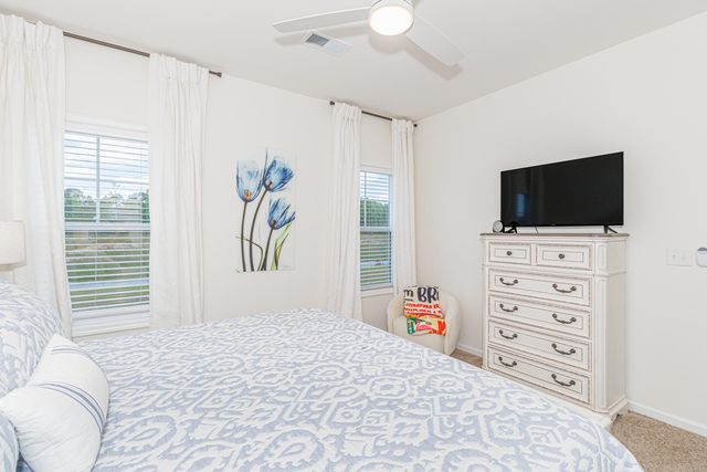 958 Oak Hollow St., Longs, SC 29568