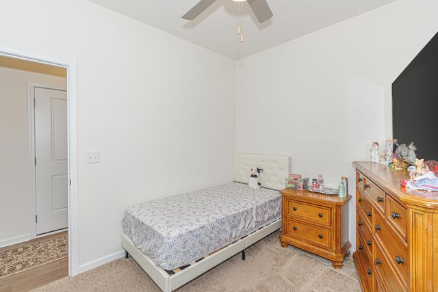 958 Oak Hollow St., Longs, SC 29568