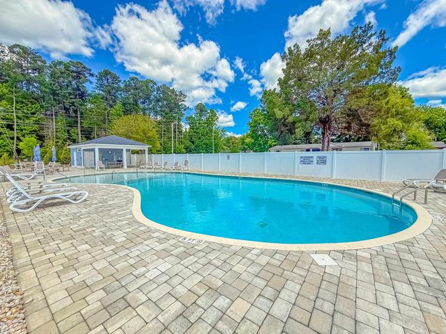958 Oak Hollow St., Longs, SC 29568