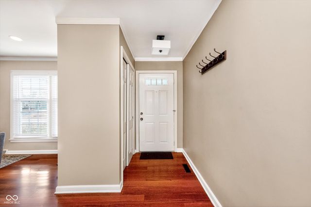 5655 Rosslyn Avenue, Indianapolis, IN 46220