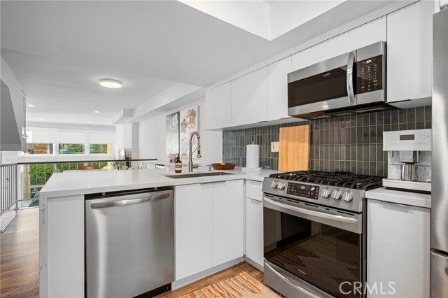 5435 Yarmouth 7, Encino (los Angeles), CA 91316