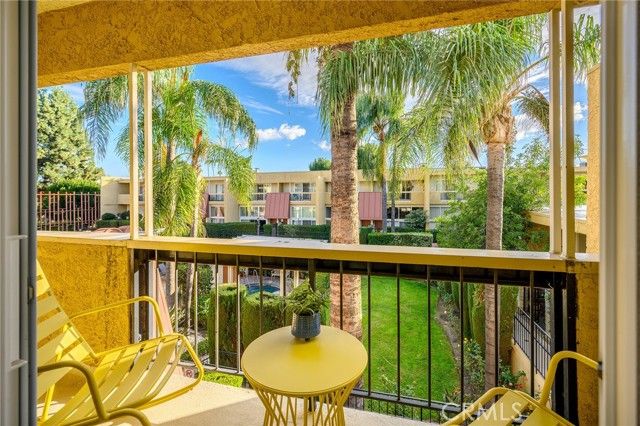 5435 Yarmouth 7, Encino (los Angeles), CA 91316