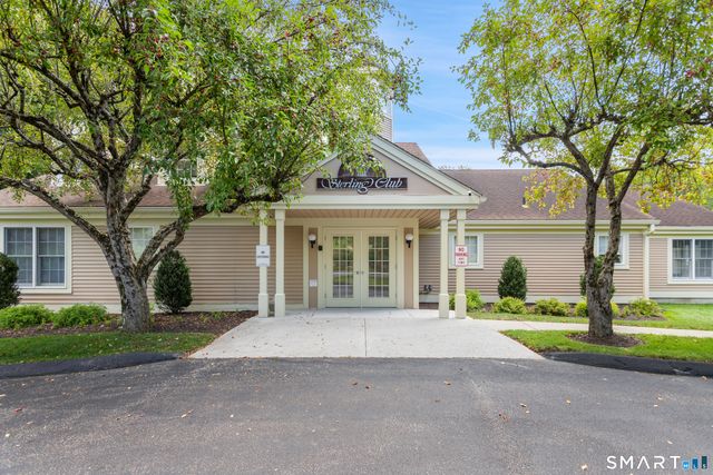 9 Silversmith Drive 9, Danbury, CT 06811