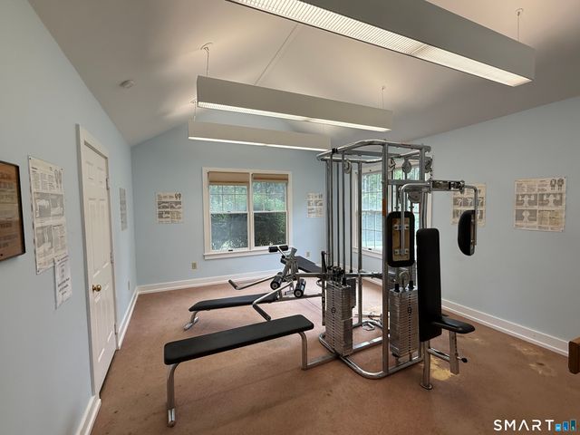 9 Silversmith Drive 9, Danbury, CT 06811