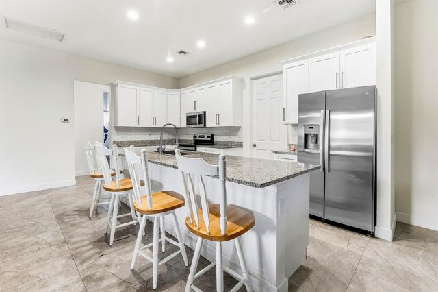 2366 SW Blaine Terrace, Port St Lucie, FL 34953