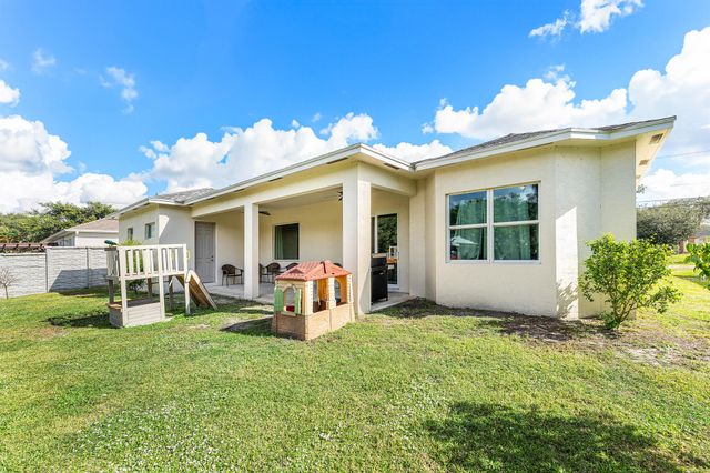 2366 SW Blaine Terrace, Port St Lucie, FL 34953
