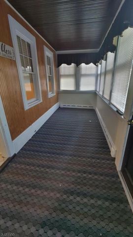 105 Trimble Ave, Clifton City, NJ 07011