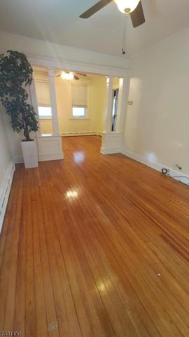 105 Trimble Ave, Clifton City, NJ 07011