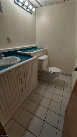 105 Trimble Ave, Clifton City, NJ 07011