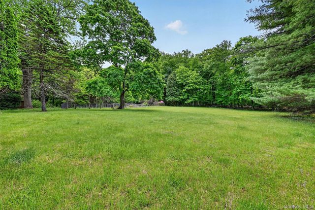 414 Buena Vista Road, New City, NY 10956