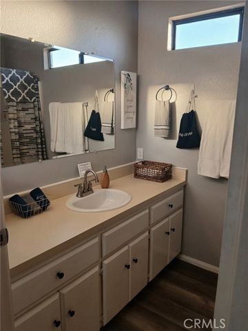 21025 Medford Way, Apple Valley, CA 92308