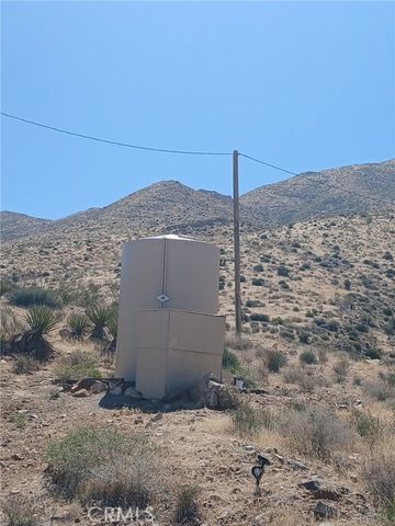 21025 Medford Way, Apple Valley, CA 92308