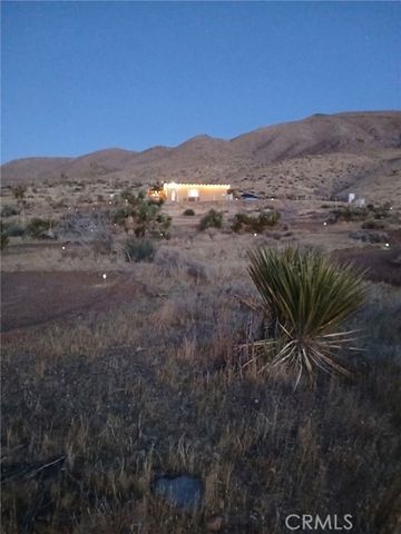 21025 Medford Way, Apple Valley, CA 92308