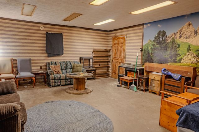 730 Ticky Fork Road, Ravenna, KY 40472