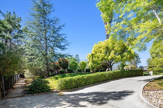 20695 Rice Court, Saratoga, CA 95070