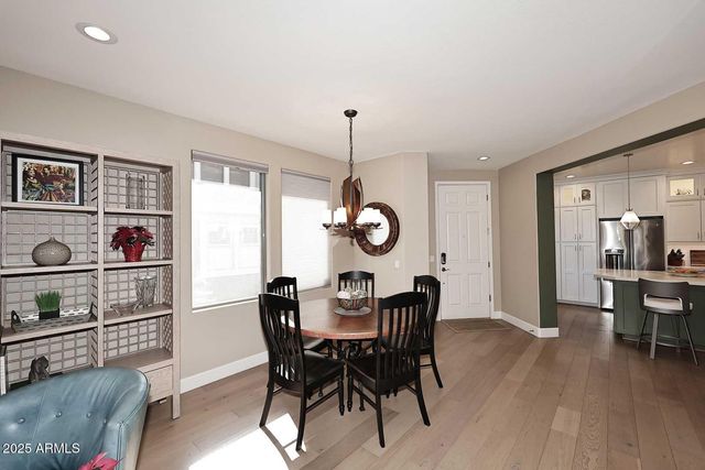 15221 N CLUBGATE Drive 1058, Scottsdale, AZ 85254