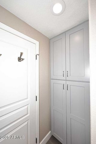 15221 N CLUBGATE Drive 1058, Scottsdale, AZ 85254