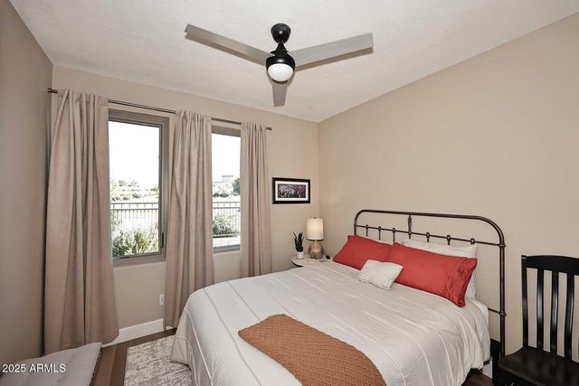 15221 N CLUBGATE Drive 1058, Scottsdale, AZ 85254