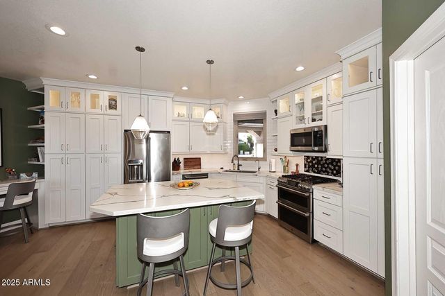 15221 N CLUBGATE Drive 1058, Scottsdale, AZ 85254