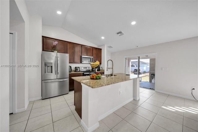 1105 NW 24th Pl, Cape Coral, FL 33993