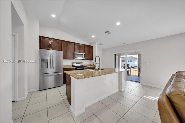 1105 NW 24th Pl, Cape Coral, FL 33993