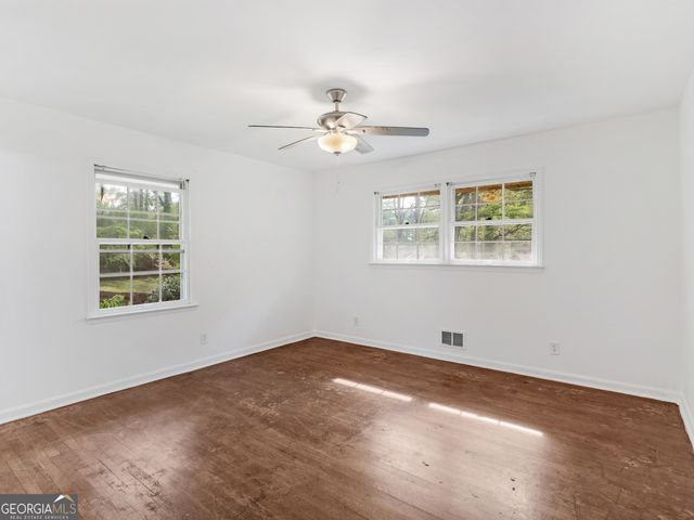 6663 Peacock Boulevard, Morrow, GA 30260