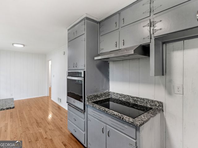 6663 Peacock Boulevard, Morrow, GA 30260