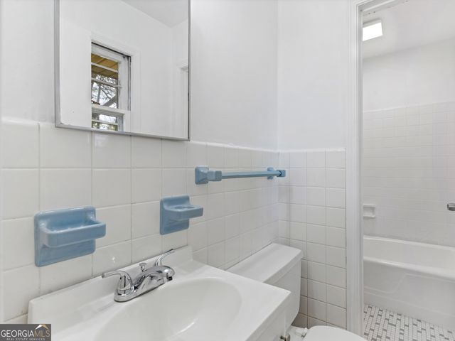 6663 Peacock Boulevard, Morrow, GA 30260