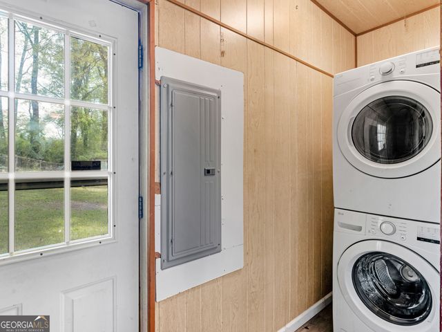 6663 Peacock Boulevard, Morrow, GA 30260